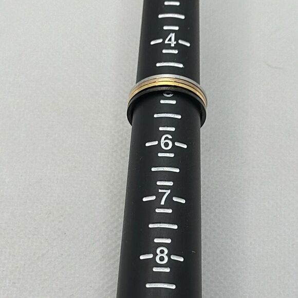 Brand New!! Size 5 set of 4 titanium steel plated midi rings - Picture 3 of 3